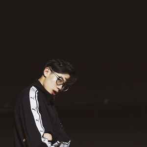 强烈婬药h多p拳交
